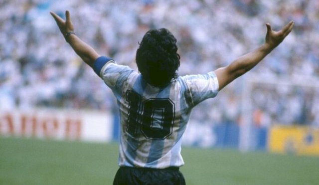 MARADONA